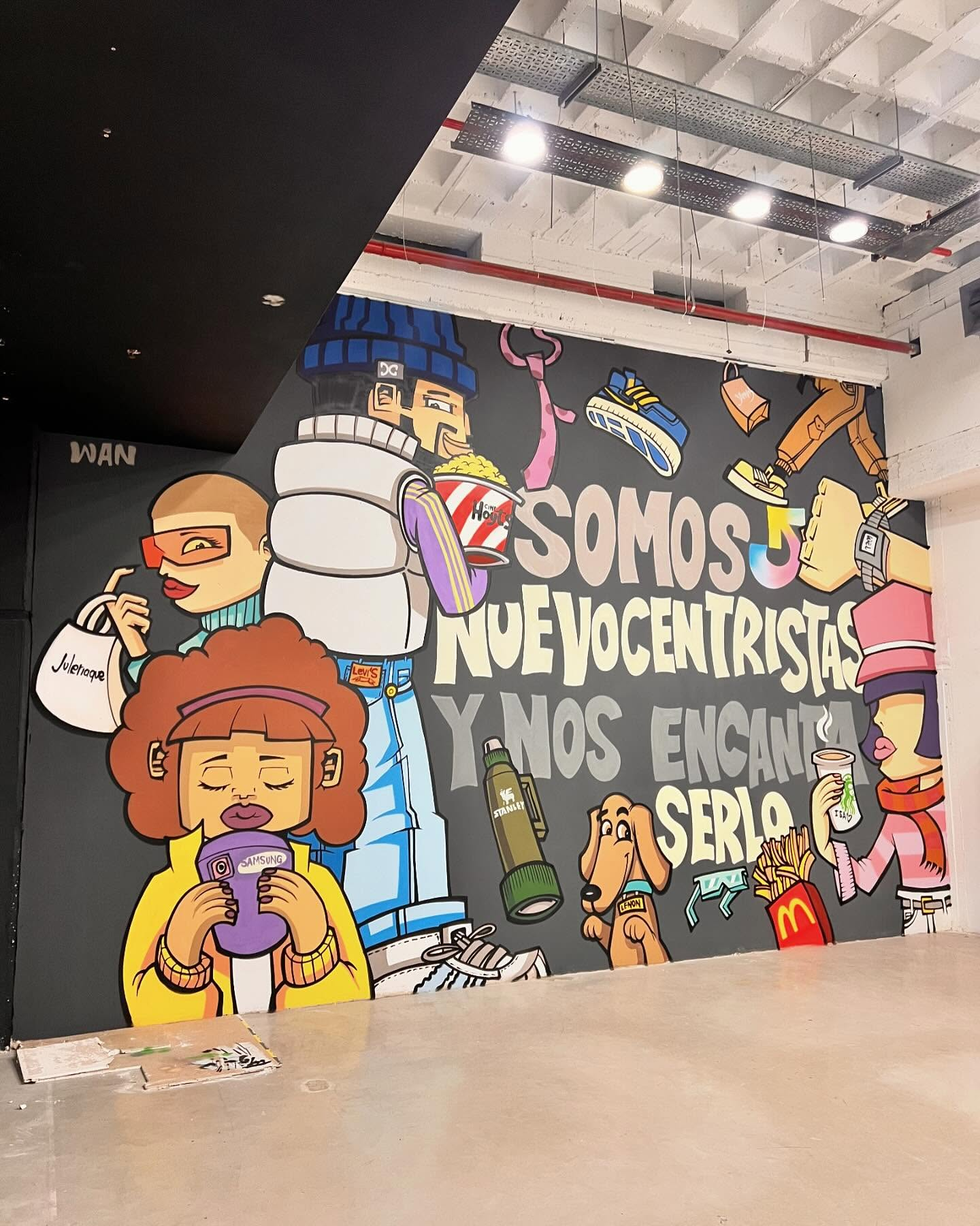 Mural Nuevo Centro Shopping — Wanqueo